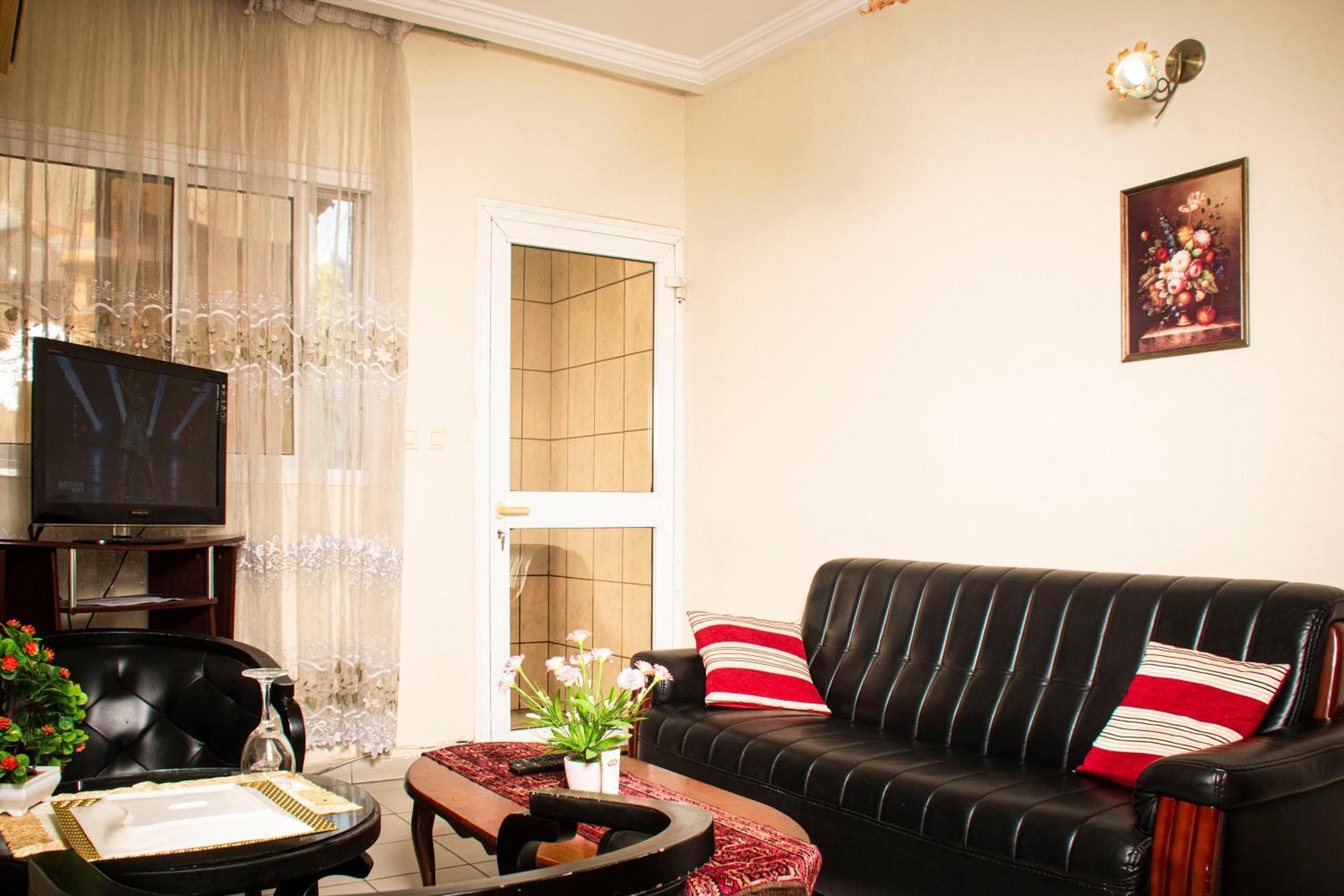 Clos D'Anthony Residence Bonanjo Douala Eksteriør billede